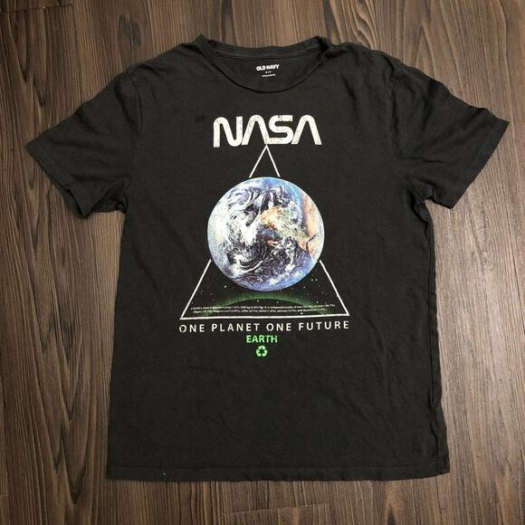 Old Navy Other - Old Navy NASA ‘One Planet One Future’ Graphic Tee